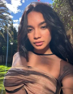 Sweet Under The Palm Trees