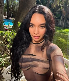 Sweet Under The Palm Trees